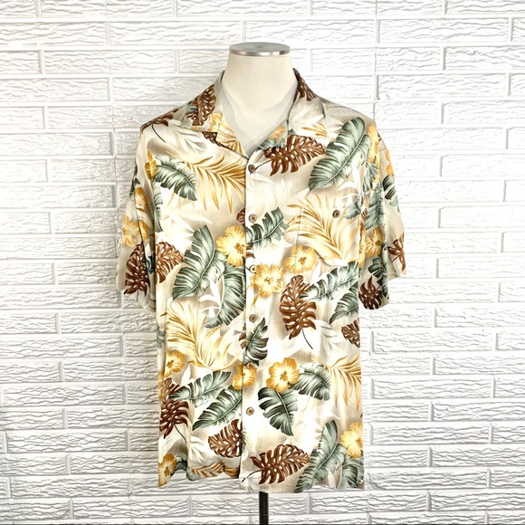 Island Shores Other - Island Shores Mens Hawaiian Button Up Shirt